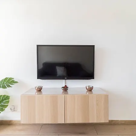 Emil - Agaete Parque 普拉亚戴尔雷安格莱斯